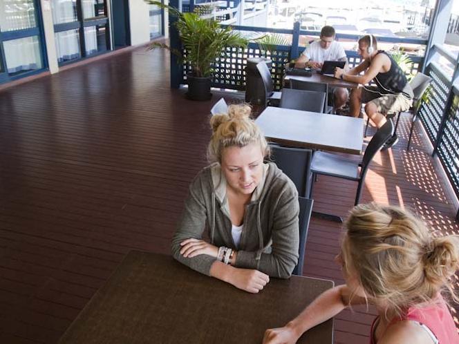 Surfers Paradise Yha Southport 外观 照片